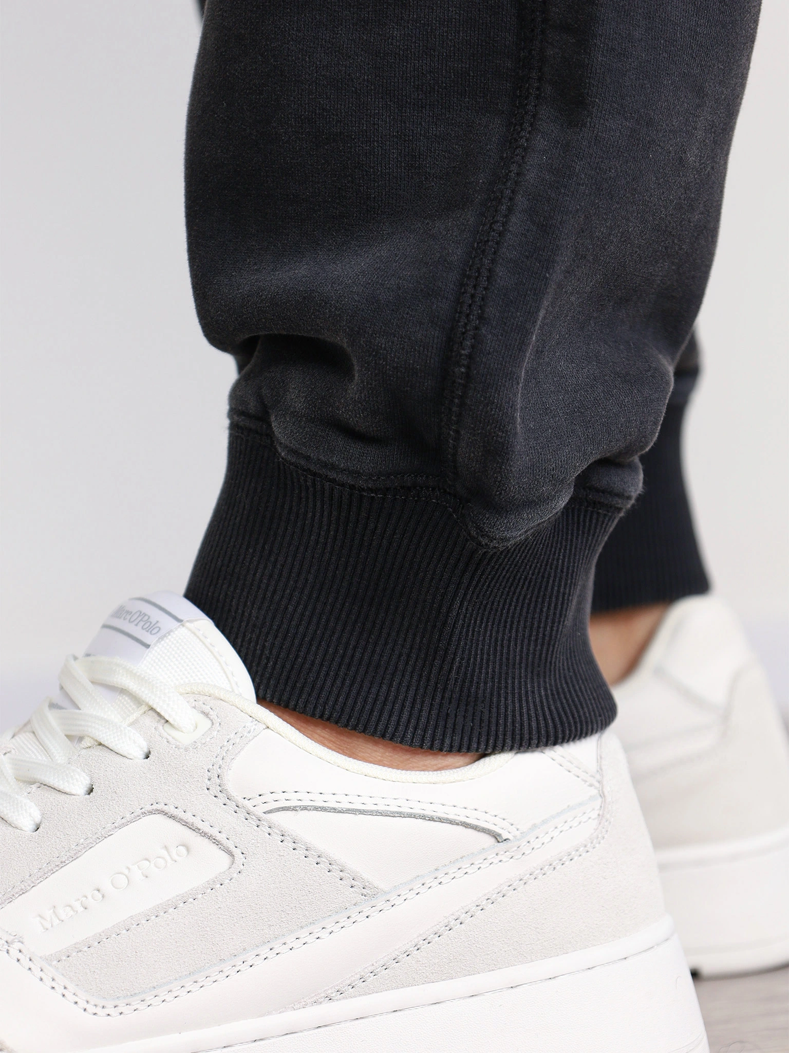 Брюки трикотажные графитового цвета 